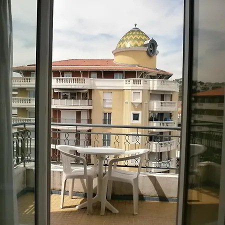 Otel Magnan 2*